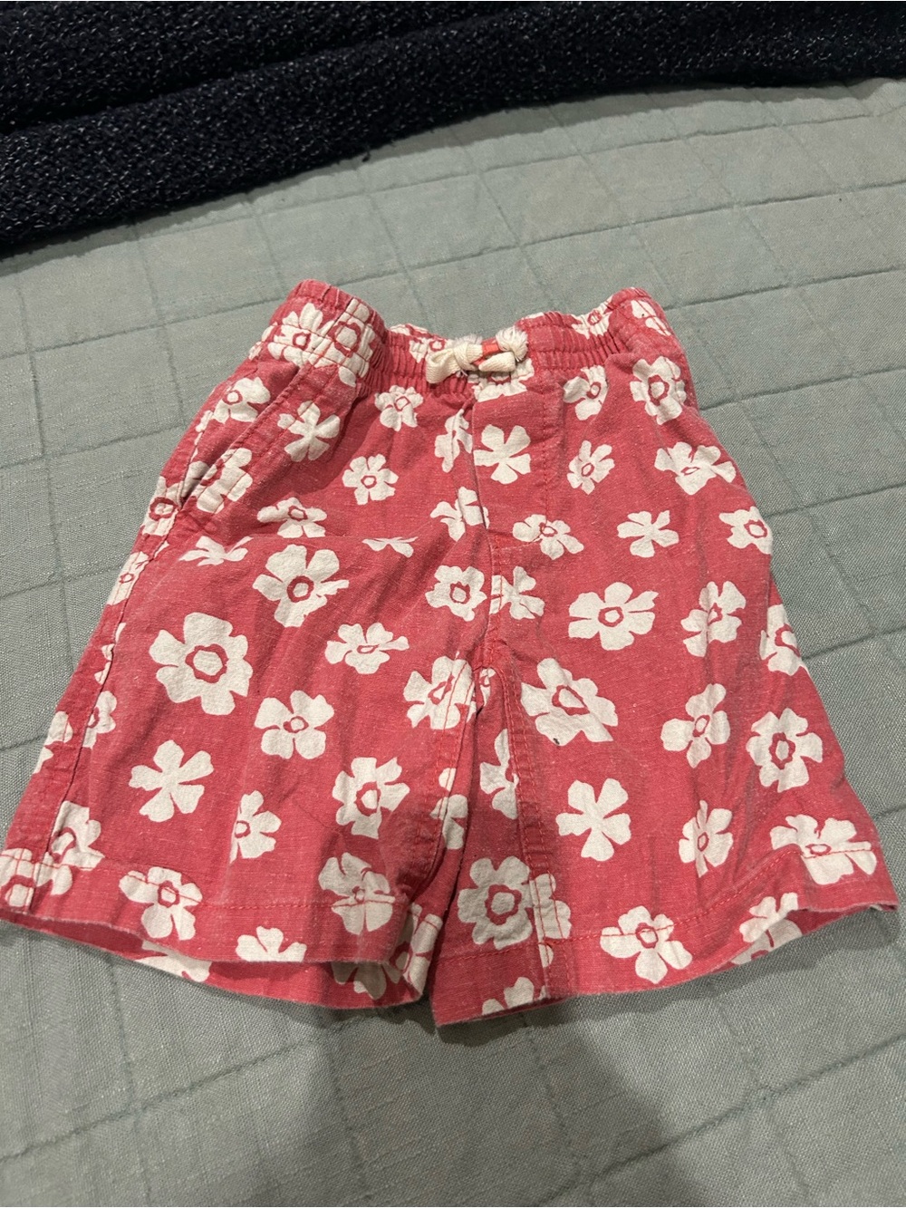 GAP linen cotton blend Hawaiian shorts